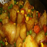 German Potatoes With Peas, Carrots, and Corn_image