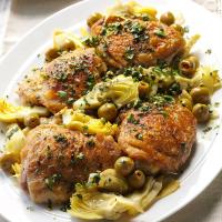 Double-Duty Chicken with Olives & Artichokes_image