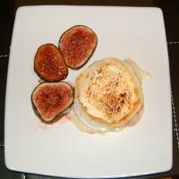 Grilled Goats Cheese With Fresh Figs image