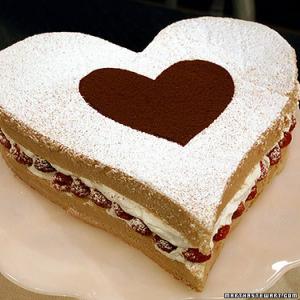 Raspberry Simple Syrup for Valentine Cake image