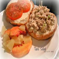 Dee Dee's Tuna Salad Sandwich_image