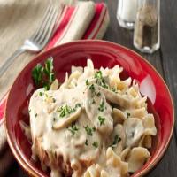 Smothered Pork Chops with Pasta_image