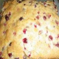 Cranberry Cottage Cake with Lemon Sauce_image