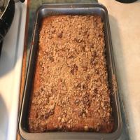 Pear Coffee Cake with Ginger Pecan Crunch Topping_image
