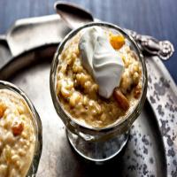 Rice Pudding With Golden Raisins_image