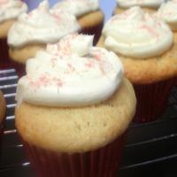 Mean Chef's Vanilla Buttermilk Cupcakes_image