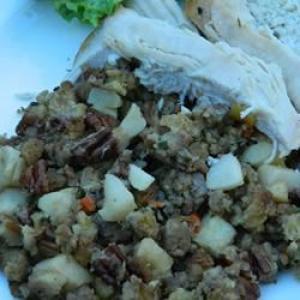 Apple and Pecan Stuffing_image