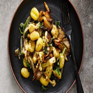 Sheet-Pan Gnocchi With Mushrooms and Spinach image