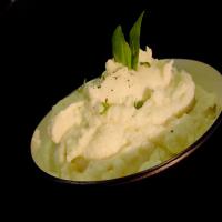 Rich and Creamy Mashed Cauliflower image