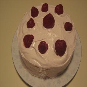 Easy Strawberry Cake_image