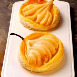 Pear and Marzipan Tartlets_image