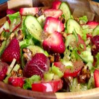 Baby Greens With Strawberries With a Poppy Seed Dressing_image