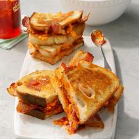 Grilled Pimiento Cheese Sandwiches image