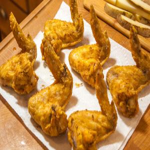 Comfort Food Essentials:Twice-Cooked Chicken wings_image