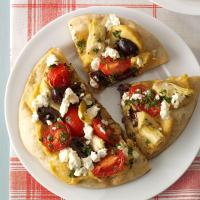 Grilled Greek Pita Pizzas_image