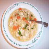 Navy Bean Soup With Chicken_image
