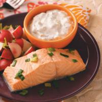 Chilled Salmon with Cucumber-Dill Sauce image