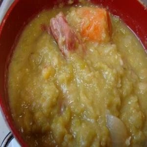 Uncle Bill's Green Split Pea With Hambone Soup_image