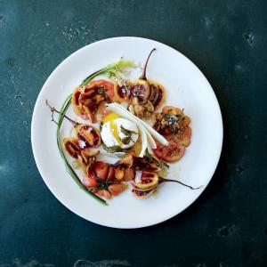 Poached Eggs with Mushroom, Tamarillo, and Sage_image