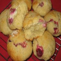 Raspberry Cheesecake Muffins_image