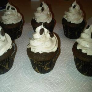 Mocha Cupcakes with Espresso Buttercream Frosting_image