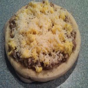 Country Sausage Breakfast Pizza_image