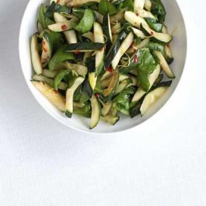 Zingy courgette & spinach salad_image