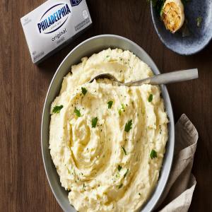 Creamy Roasted Garlic Mashed Potatoes_image