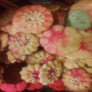 Gelatin Spritz Cookies_image