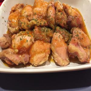 Marinated Chicken Thighs With Tangy Apricot Glaze_image