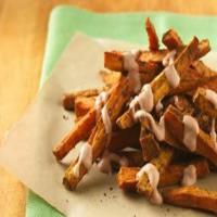 Cajun Sweet Potato Fries with Yogurt Dipping Sauce_image