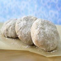 Chai-Spiced Almond Celebration Cookies_image