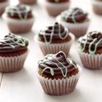Chocolate-Mint Cookie Cups image