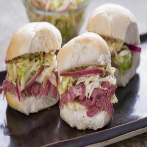 Corned Beef Sliders with Cabbage Slaw_image