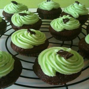Mint Chocolate Cupcakes image