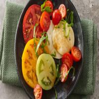 Beautiful Heirloom Tomato Salad_image