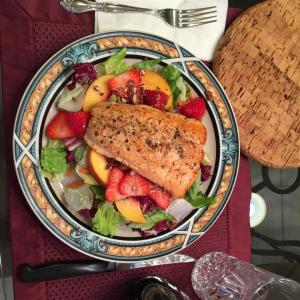 Grilled Arctic Char on Bed of Greens_image