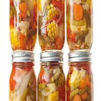 Garlicky Pickled Mixed Veggies_image