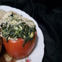Tomatoes Stuffed With Spinach and Cheeses_image