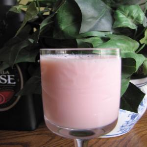Strawberry Bomb (Cocktail Drink)_image