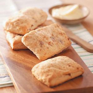 Bacon-Apple Cider Biscuits Recipe_image