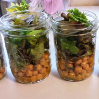 Kale Salad with Chickpeas in a Jar_image