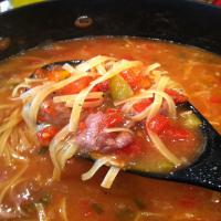 Hearty Steak Soup With Noodles_image