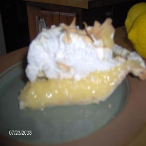 Bullock's Tea Room Lemon Meringue Pie image
