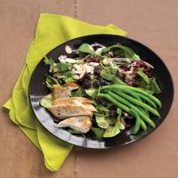 Seared-Chicken Salad with Green Beans, Almonds, and Dried Cherries_image
