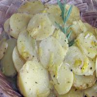 Potatoes With Leeks and Rosemary_image