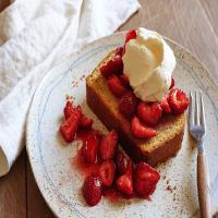 Pistachio Poundcake With Strawberries image