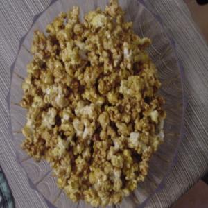 The Best and the Easiest caramel corn ever_image