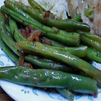 Green Beans With Shallots, Lemon, and Thyme image