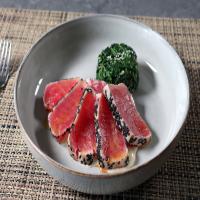 Sesame Seared Tuna and Sushi Bar Spinach Salad_image